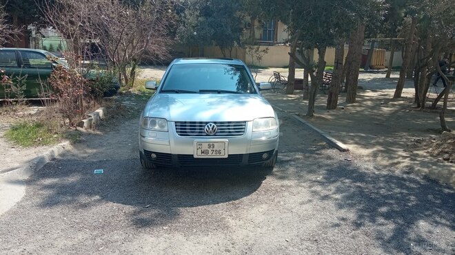 Volkswagen Passat 2003, 288,000 km - 1.8 l - Bakı