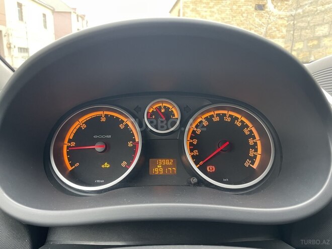 Opel Corsa 2008, 202,000 km - 1.3 л - Sumqayıt