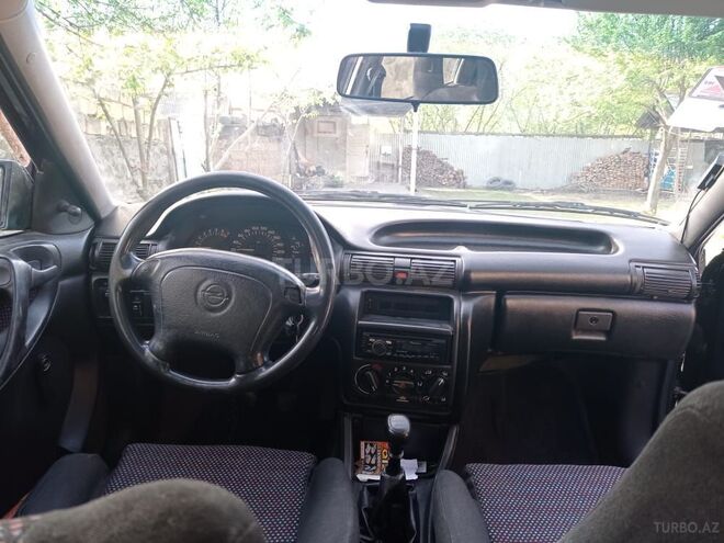 Opel Astra 1994, 265,235 km - 1.6 l - Zaqatala