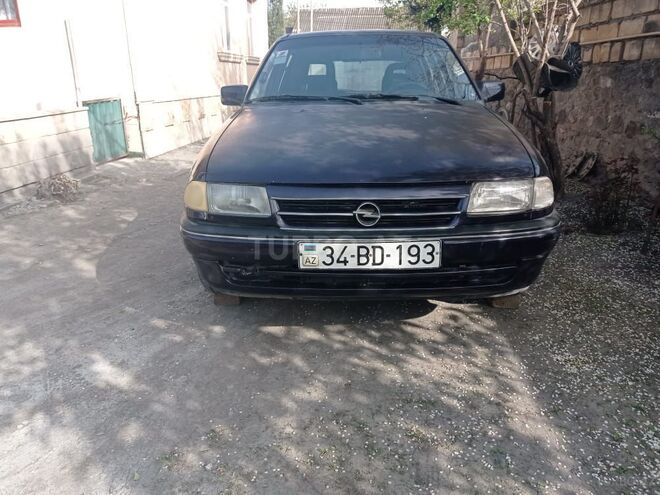 Opel Astra 1994, 265,235 km - 1.6 l - Zaqatala