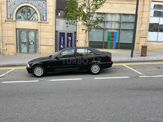 BMW 318 1994, 321,468 km - 1.8 л - Bakı