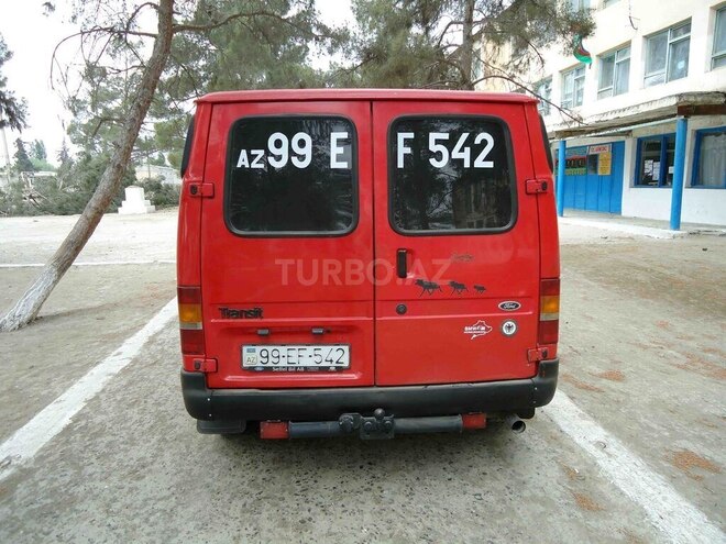 Ford Transit 2000, 555,300 km - 2.5 l - Salyan