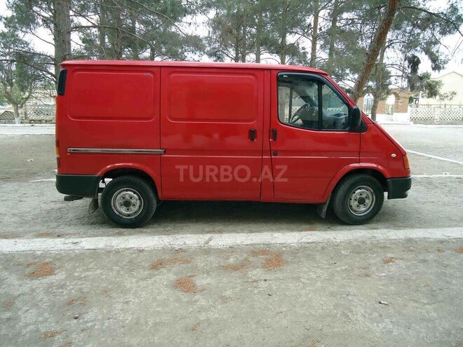 Ford Transit 2000, 555,300 km - 2.5 l - Salyan