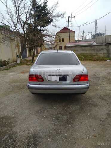 Mercedes E 220 1998, 555,000 km - 2.2 l - Bakı