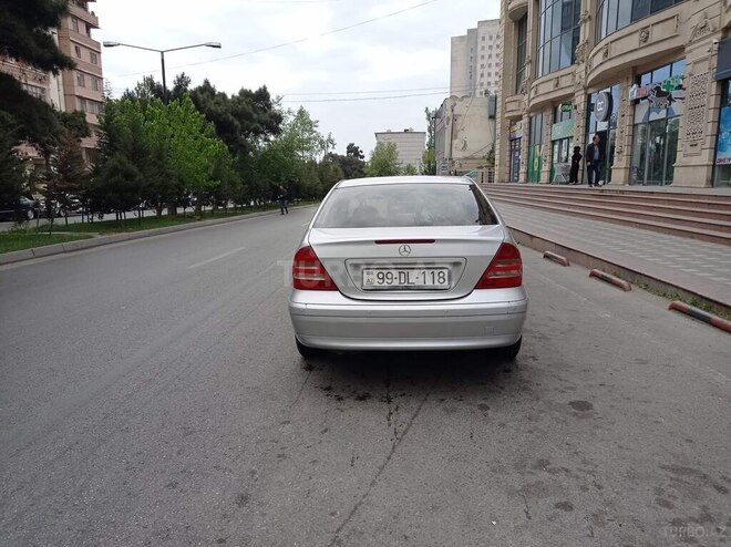 Mercedes C 200 2000, 347,000 km - 2.0 l - Bakı