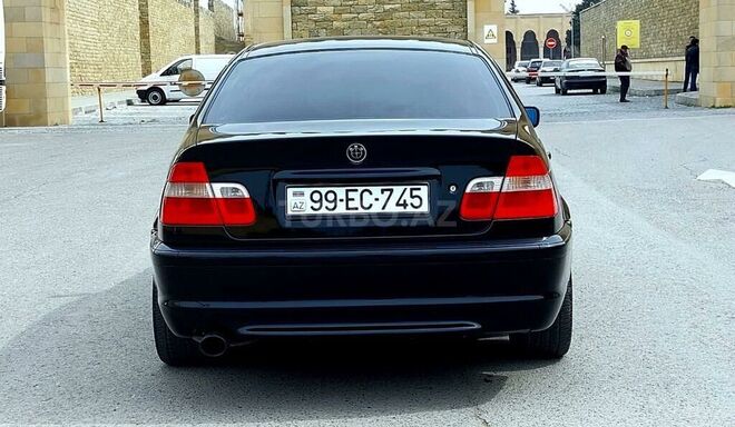 BMW 318 2002, 275,000 km - 2.0 l - Bakı
