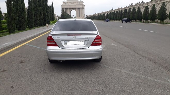 Mercedes C 200 2000, 291,000 km - 2.0 l - Göygöl