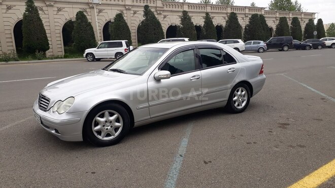 Mercedes C 200 2000, 291,000 km - 2.0 l - Göygöl