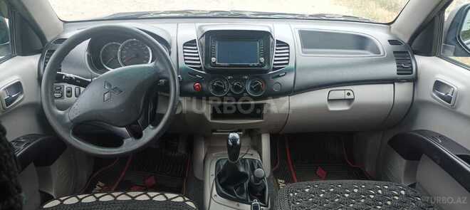 Mitsubishi L200 2010, 189,935 km - 2.5 l - Bakı