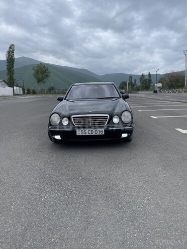 Mercedes E 320 2000, 243,000 km - 3.2 l - Bakı