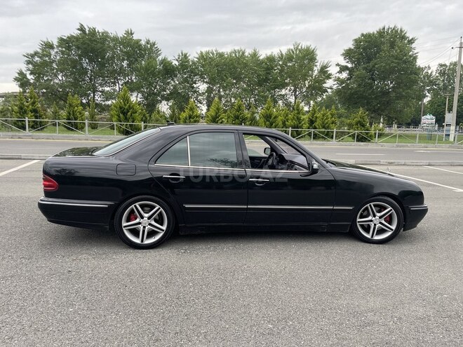 Mercedes E 320 2000, 243,000 km - 3.2 l - Bakı