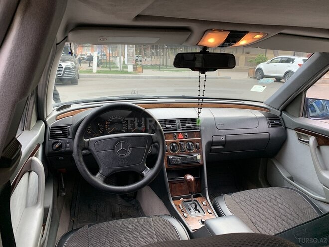 Mercedes C 180 1996, 300,000 km - 1.8 l - Bakı