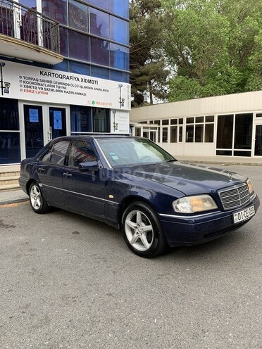 Mercedes C 180 1996, 300,000 km - 1.8 l - Bakı