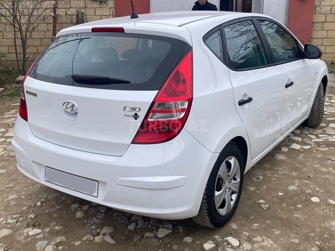Hyundai i30 2009, 108,000 km - 1.4 l - Neftçala