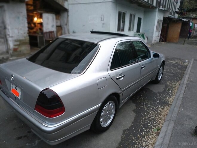 Mercedes C 240 1998, 258,000 km - 2.4 л - Bakı