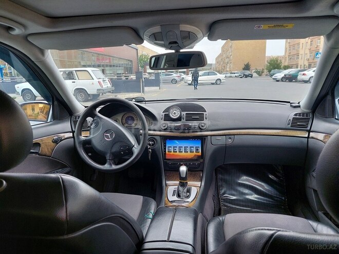 Mercedes E 270 2004, 570,000 km - 2.7 l - Bakı