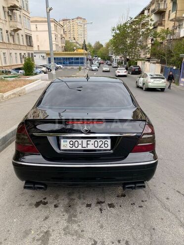 Mercedes E 350 2005, 245,000 km - 3.5 l - Bakı