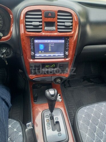 Hyundai Sonata 2004, 241,000 km - 2.0 l - Bakı
