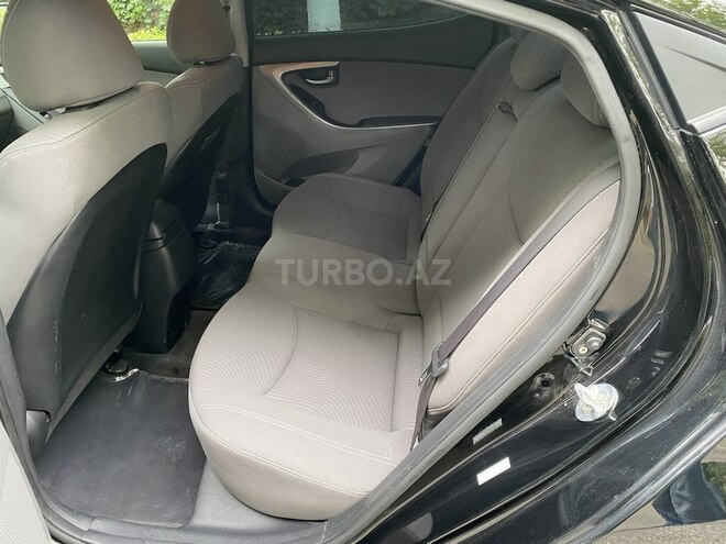 Hyundai Elantra 2015, 118,800 km - 1.8 l - Bakı