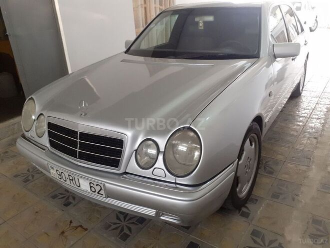 Mercedes E 200 1999, 412,000 km - 2.0 l - Gəncə