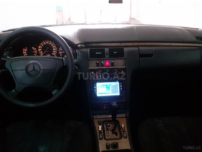Mercedes E 200 1999, 412,000 km - 2.0 l - Gəncə