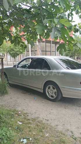 Mercedes E 220 2000, 330,000 km - 2.2 l - Lənkəran