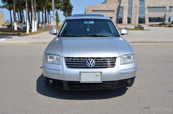 Volkswagen Passat 2004, 300,147 km - 1.8 l - Neftçala