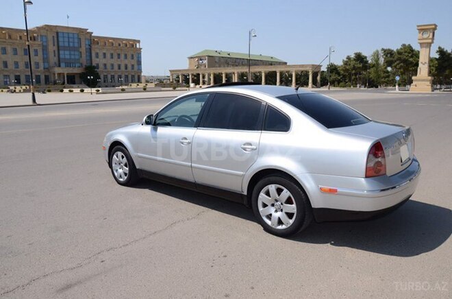 Volkswagen Passat 2004, 300,147 km - 1.8 l - Neftçala
