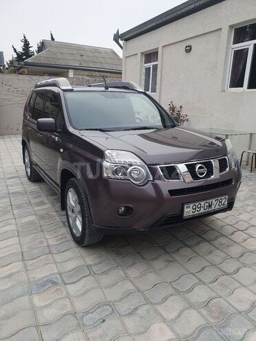Nissan X-Trail 2013, 218,000 km - 2.5 l - Bakı