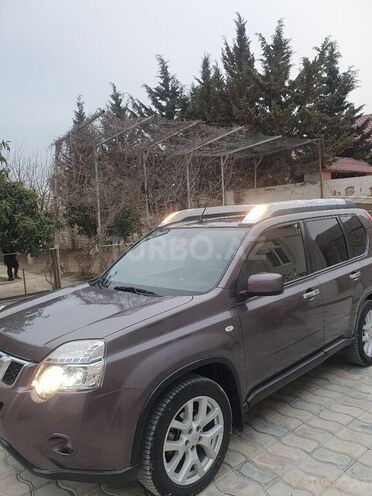 Nissan X-Trail 2013, 218,000 km - 2.5 l - Bakı