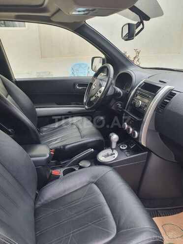 Nissan X-Trail 2013, 218,000 km - 2.5 l - Bakı