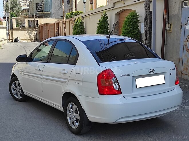Hyundai Accent 2009, 230,000 km - 1.4 л - Bakı
