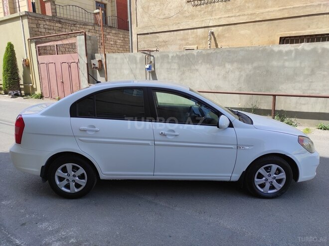 Hyundai Accent 2009, 230,000 km - 1.4 л - Bakı