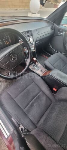 Mercedes C 200 1997, 280,000 km - 2.0 l - Bakı