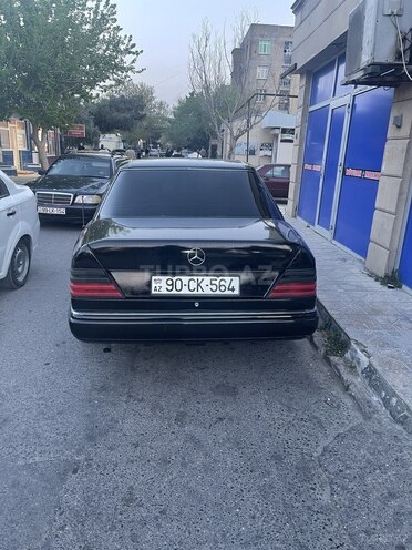 Mercedes E 230 1992, 150,000 km - 2.3 l - Bakı