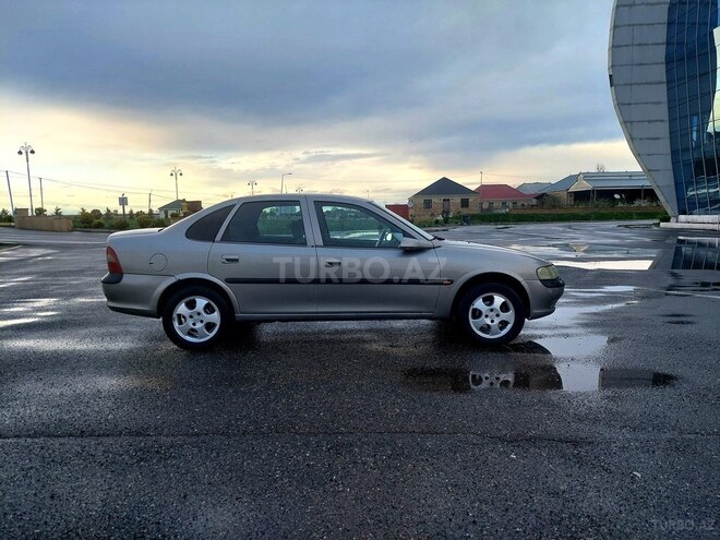 Opel Vectra 1996, 422,363 km - 1.8 l - Ağstafa