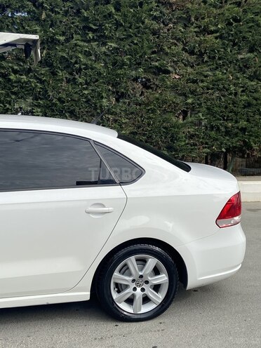 Volkswagen Polo 2013, 185,000 km - 1.6 l - Bakı