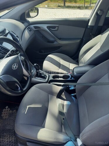Hyundai Elantra 2015, 138,519 km - 1.8 l - Bakı