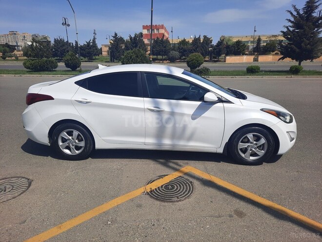 Hyundai Elantra 2015, 138,519 km - 1.8 l - Bakı
