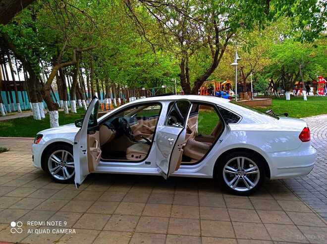 Volkswagen Passat 2015, 85,000 km - 1.8 л - Bakı