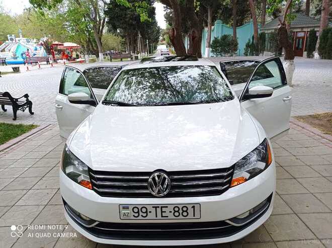 Volkswagen Passat 2015, 85,000 km - 1.8 л - Bakı
