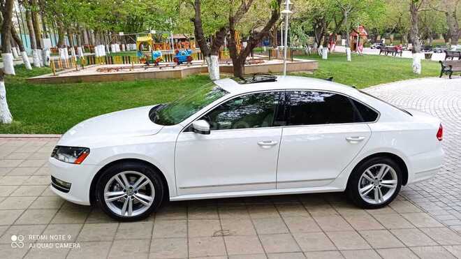 Volkswagen Passat 2015, 85,000 km - 1.8 л - Bakı