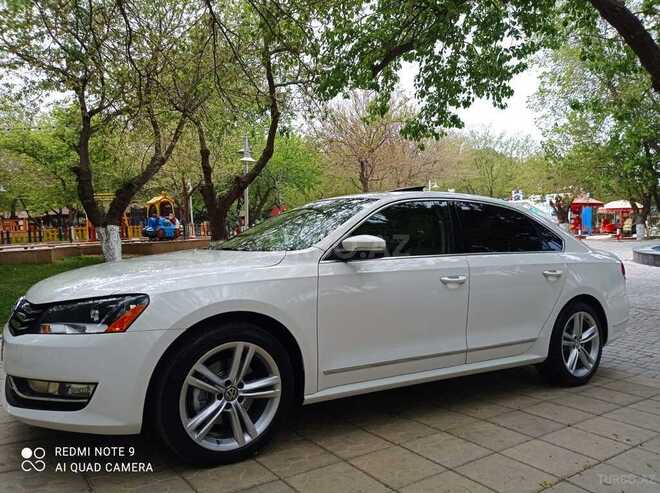 Volkswagen Passat 2015, 85,000 km - 1.8 л - Bakı