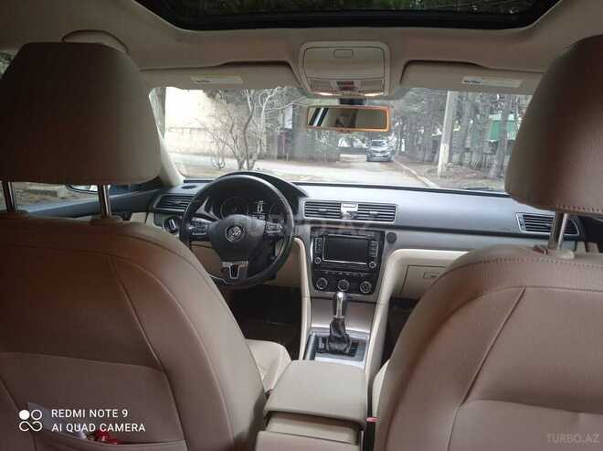 Volkswagen Passat 2015, 85,000 km - 1.8 л - Bakı