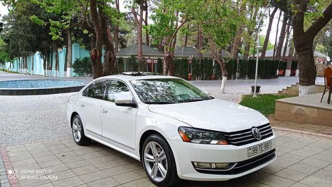 Volkswagen Passat 2015, 85,000 km - 1.8 л - Bakı