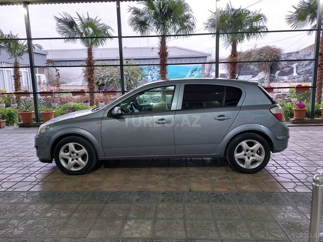 Opel Astra 2006, 245,000 km - 1.3 l - İmişli