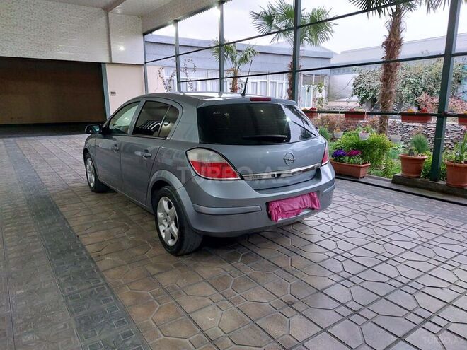 Opel Astra 2006, 245,000 km - 1.3 l - İmişli