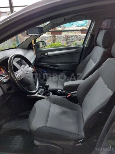 Opel Astra 2006, 245,000 km - 1.3 l - İmişli