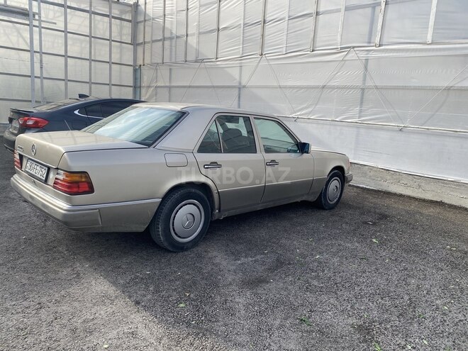 Mercedes E 200 1992, 315,678 km - 2.0 л - Bakı