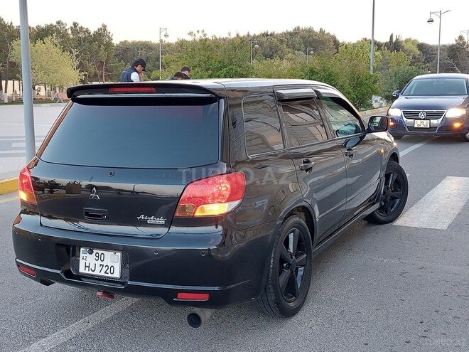 Mitsubishi Airtrek 2003, 247,000 km - 2.0 л - Bakı